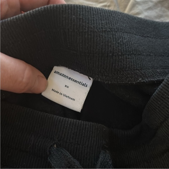 🖤 5/$25 Amazon Essentials Black jogger sweatpants Pants - Picture 2 of 6